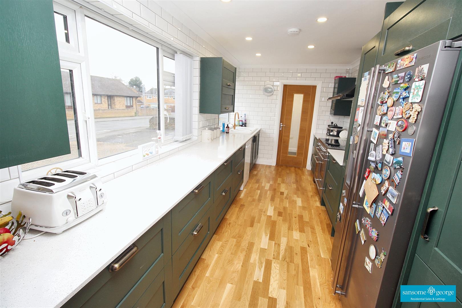 Longleat Drive, Tilehurst